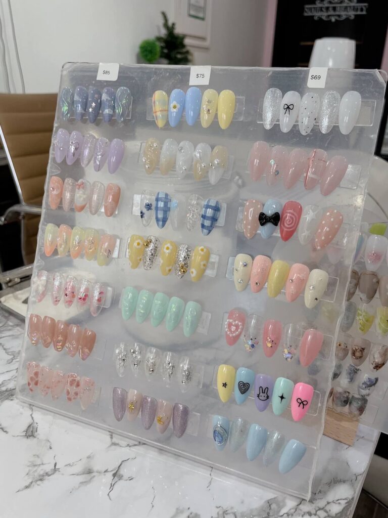 네일 디자인