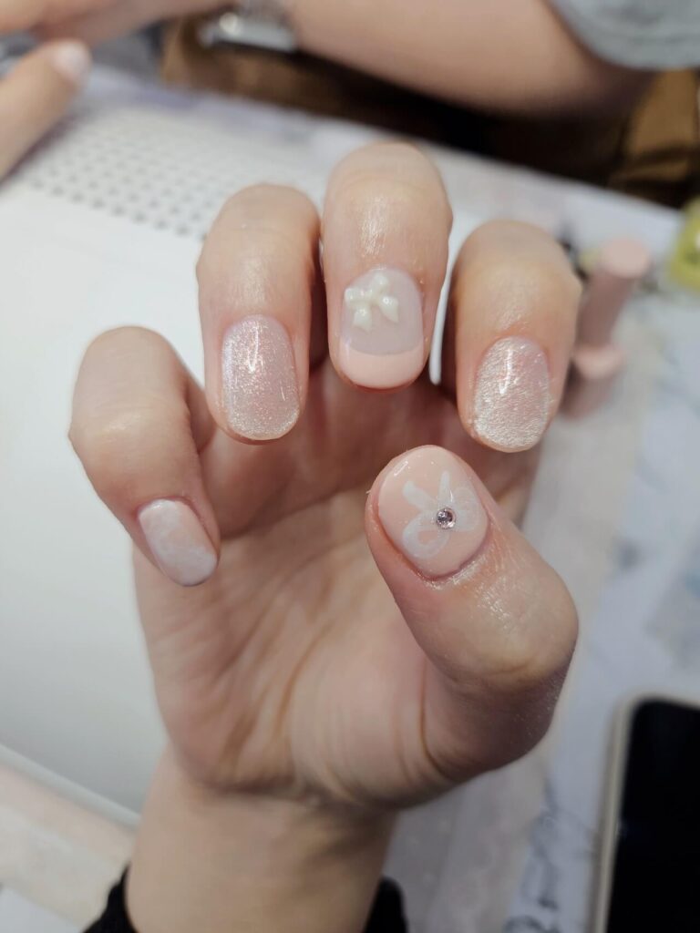 완성된 네일